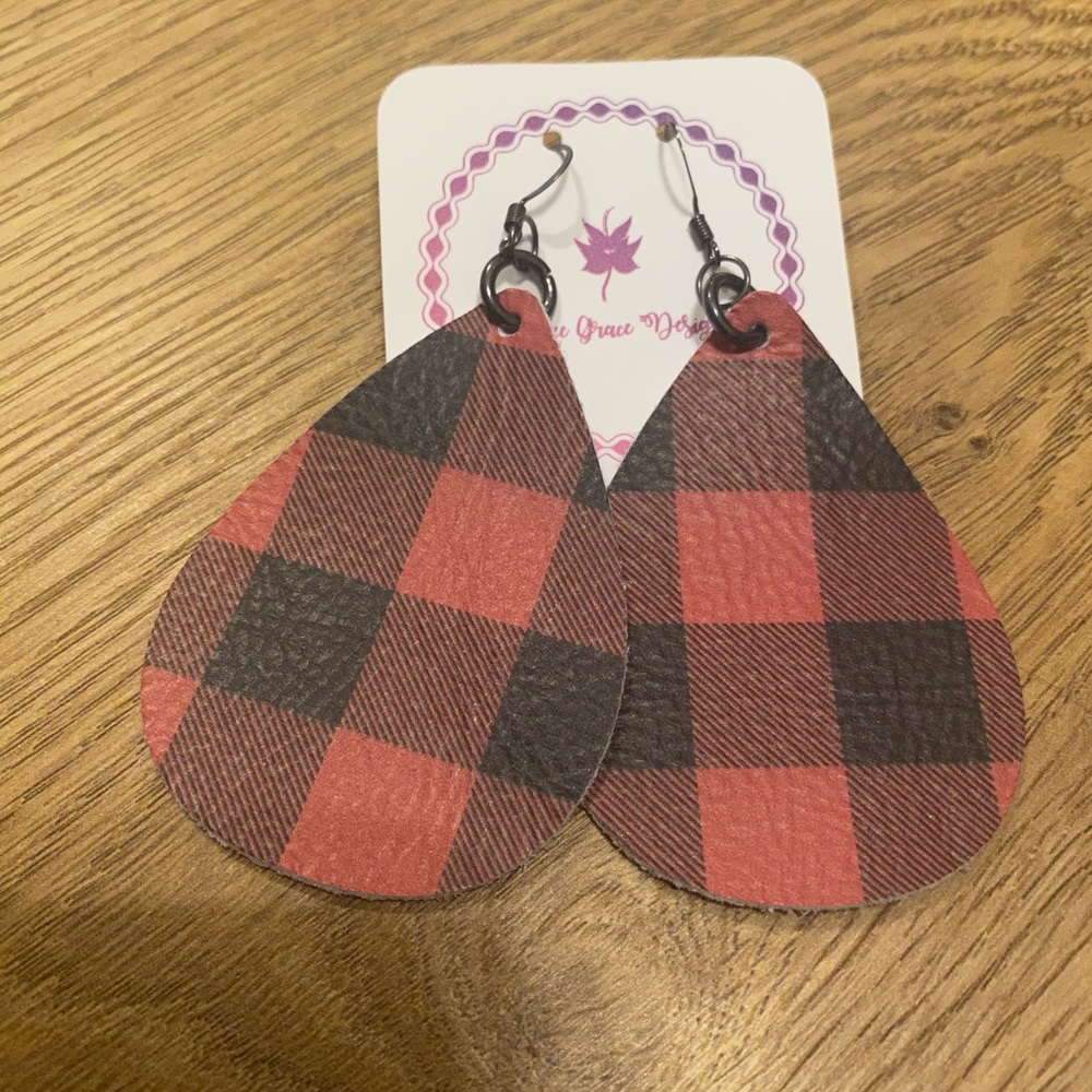 Plaid soft earrings